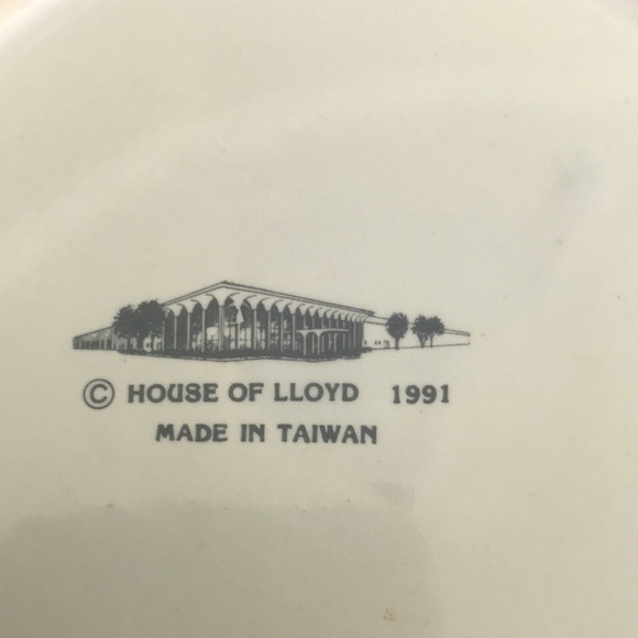 Vintage Canisters - Picture 4 of 6